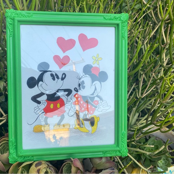 Mickey and Minnie Mouse in Love Prismacolor Pencil Drawing - Picture 3 of 8